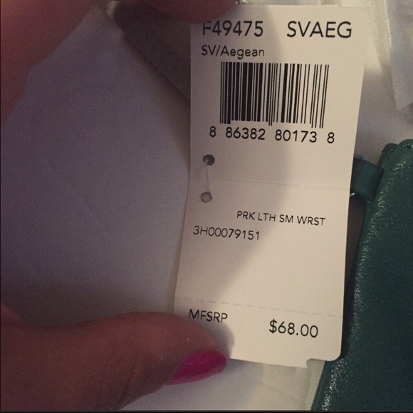 NWT Coach Green Wristlet - Picture 4 of 8